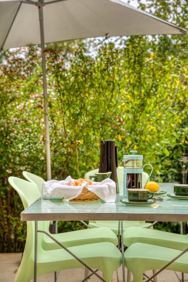 Le Domaine De La Tuilerie - Gite De Charme En Bord De Riviere Avec Piscine Servies-en-Val Eksteriør bilde